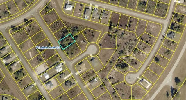 2 of 3 - 8007 Mangrove Circle, Port Labelle, FL