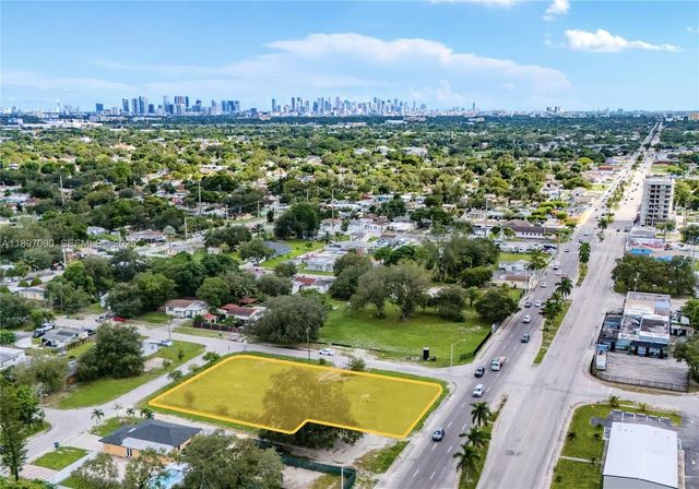 8901 Nw 22nd Avenue, Miami