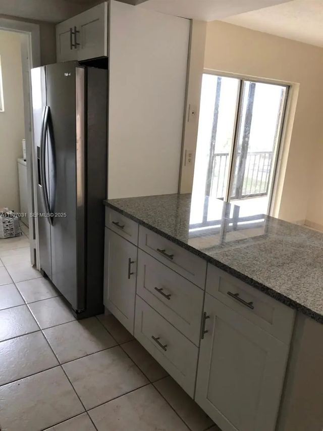 3 of 7 - 8401 Sw 107th Avenue #313e, Miami, FL