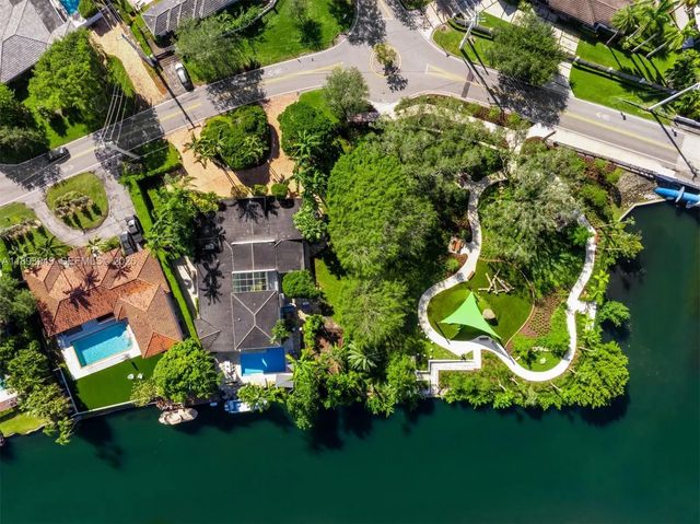 4 of 29 - 755 Blue Road, Coral Gables, FL