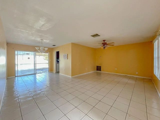 5 of 19 - 2421 Nw 63rd Avenue, Sunrise, FL