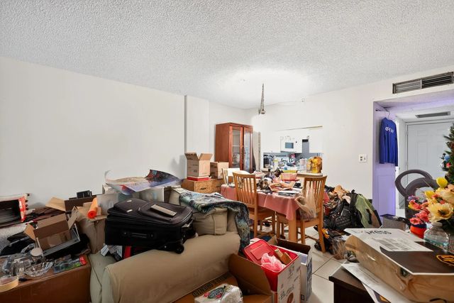 4 of 14 - 111 Royal Park Drive #4a, Oakland Park, FL