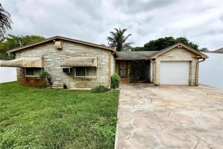 Photo of Listing #F10531778