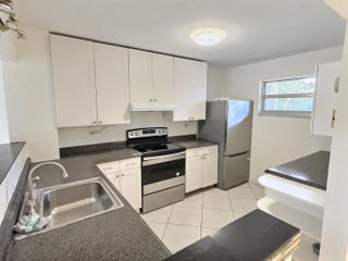 Photo of Listing #F10532078