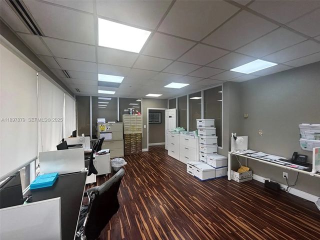 5 of 6 - N/A, Hialeah, FL