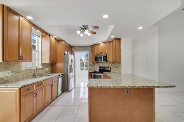 3 of 47 - 220 Nw Bentley Circle, Port St. Lucie, FL