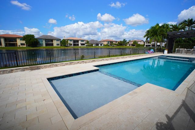 8965 Watercrest Circle E, Parkland