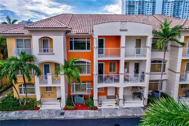 2 of 27 - 18409 Ne 27th Court #156, Aventura, FL