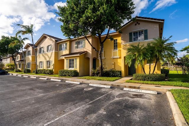 6051 Sw 19th Place, North Lauderdale