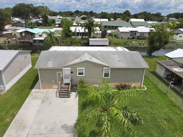1081 6th Street, Okeechobee