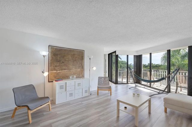 4 of 57 - 4000 Towerside Terrace #402, Miami, FL