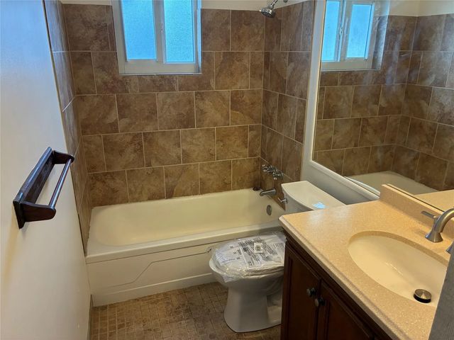 5 of 6 - 3021 E Golf Boulevard, Pompano Beach, FL