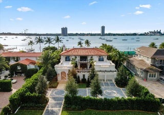 Photo of Listing #R11133286