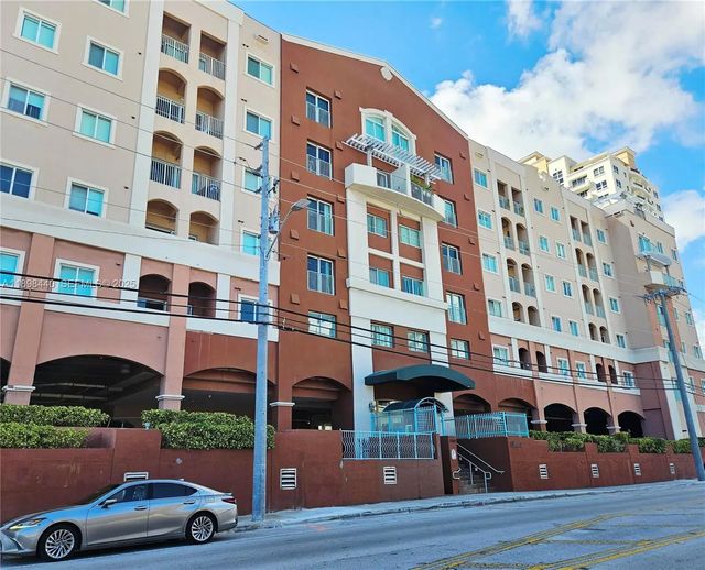 2 of 17 - 2280 Sw 32nd Avenue #511, Miami, FL