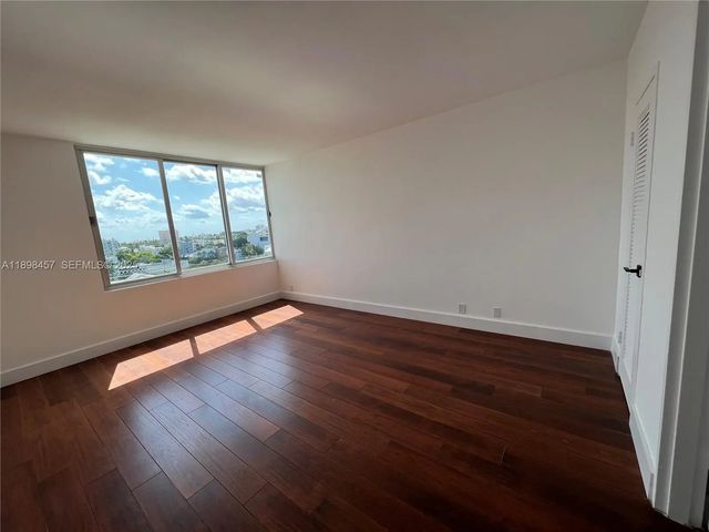 3 of 8 - 1000 West Avenue #808, Miami Beach, FL