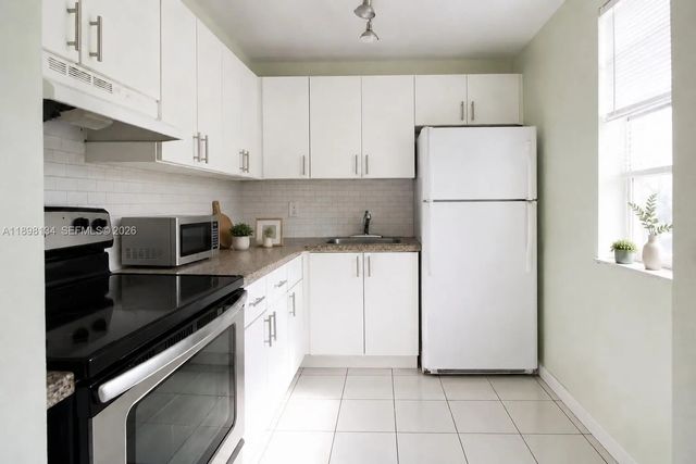 5 of 19 - 301 Nw 177th Street #141, Miami Gardens, FL