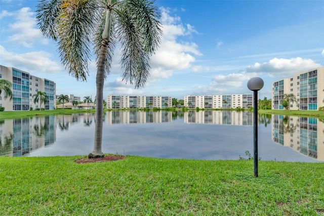 2 of 29 - 121 Se 3rd Avenue #104, Dania Beach, FL