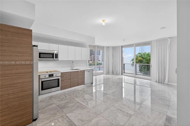 1010 Sw 2nd Avenue #603, Miami