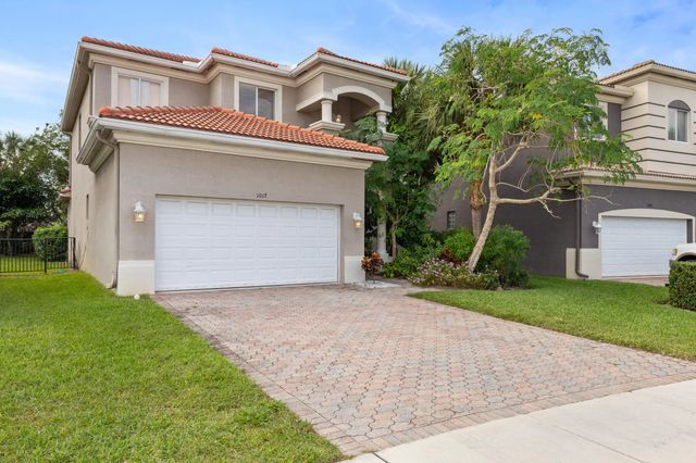 2 of 24 - 1017 Grove Park Circle, Boynton Beach, FL