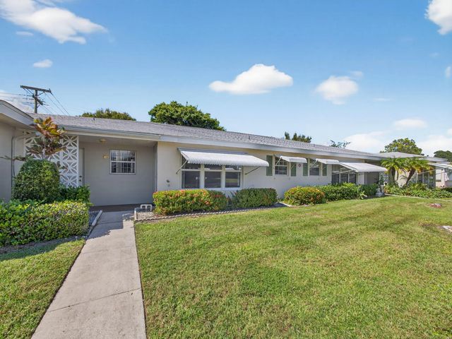 111 Lakes End Drive #b, Fort Pierce
