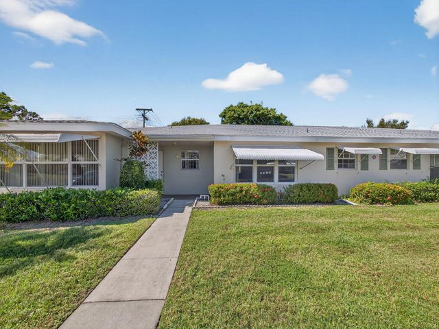 2 of 13 - 111 Lakes End Drive #b, Fort Pierce, FL