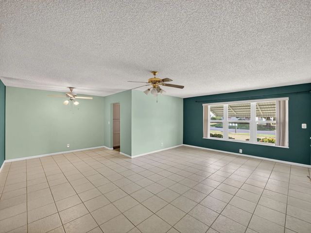 3 of 13 - 111 Lakes End Drive #b, Fort Pierce, FL