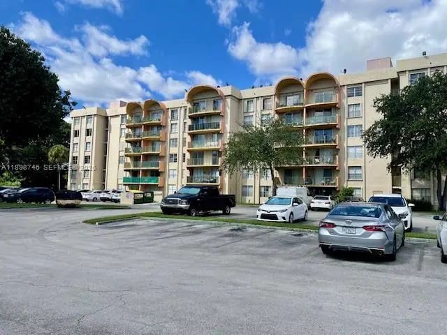 9350 Fontainebleau Boulevard #408, Miami