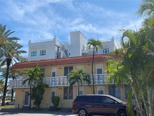 2 of 30 - 441 Collins Avenue #27, Miami Beach, FL