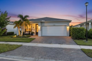 Photo of Listing #R11133737