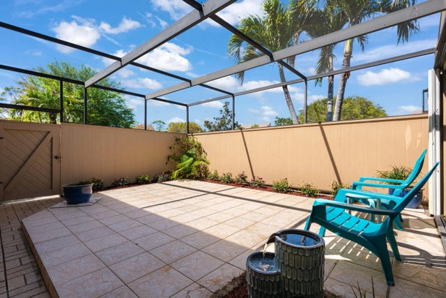 Photo of Listing #R11133767