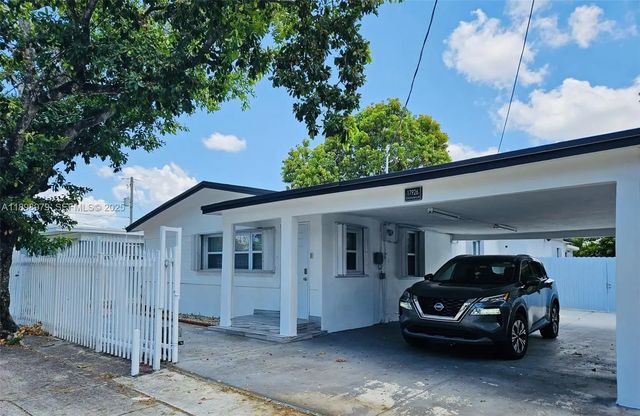 4 of 39 - 17926 Sw 104th Avenue, Miami, FL