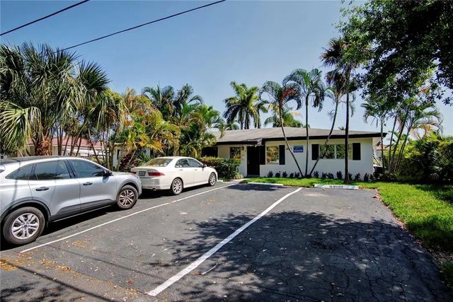 4 of 49 - 3860 Ne 23rd Avenue, Lighthouse Point, FL