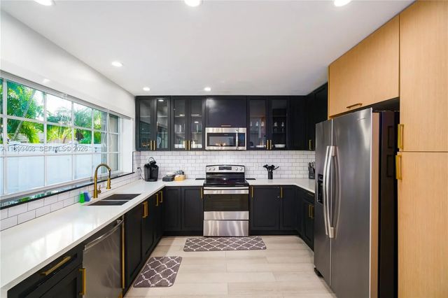 5 of 30 - 1244 Garfield Street, Hollywood, FL