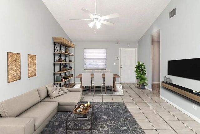 4 of 8 - 5692 Sw Stonington Way Sw #5692, Lake Worth, FL