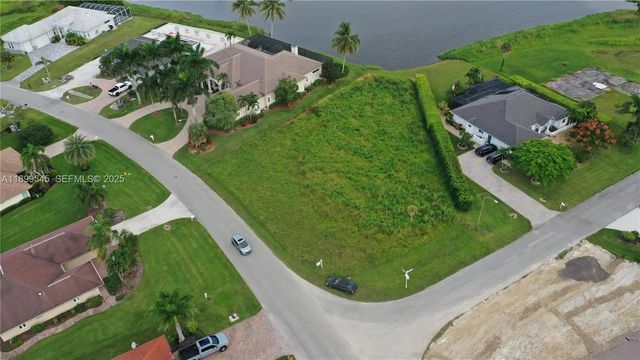 4 of 19 - 18018 Royal Hammock Boulevard, Naples, FL