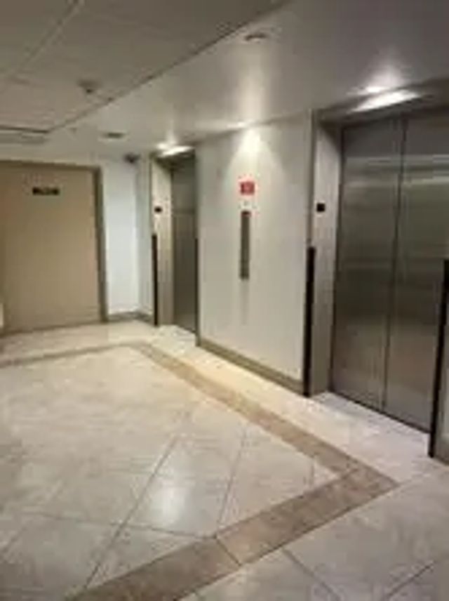3850 Washington Street #810, Hollywood