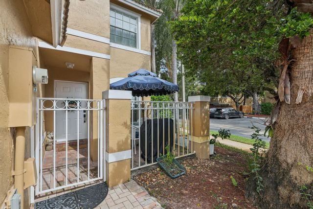 4 of 39 - 2837 Nw 99th Terrace, Sunrise, FL