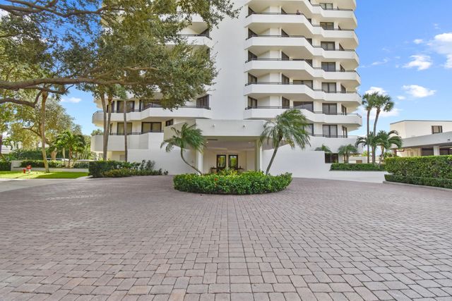 4 of 56 - 3322 Casseekey Island Road #302, Jupiter, FL