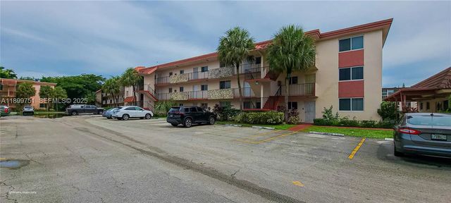 2 of 31 - 1080 Del Lago Circle #201, Sunrise, FL
