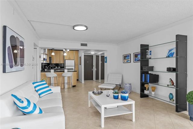 4 of 27 - 20379 W Country Club Drive #2039, Aventura, FL