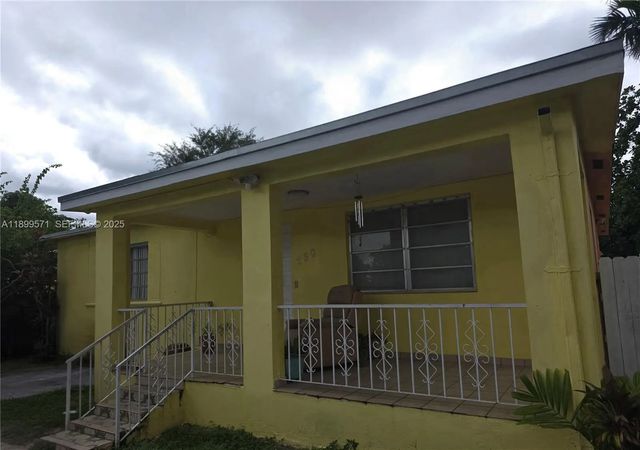 2 of 31 - 250 Nw 63rd Court, Miami, FL