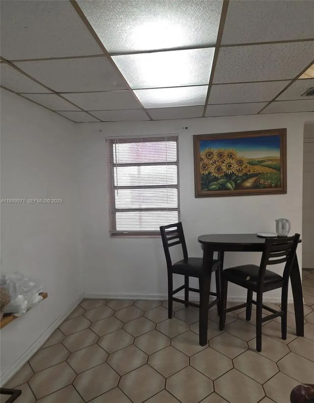 4 of 31 - 250 Nw 63rd Court, Miami, FL