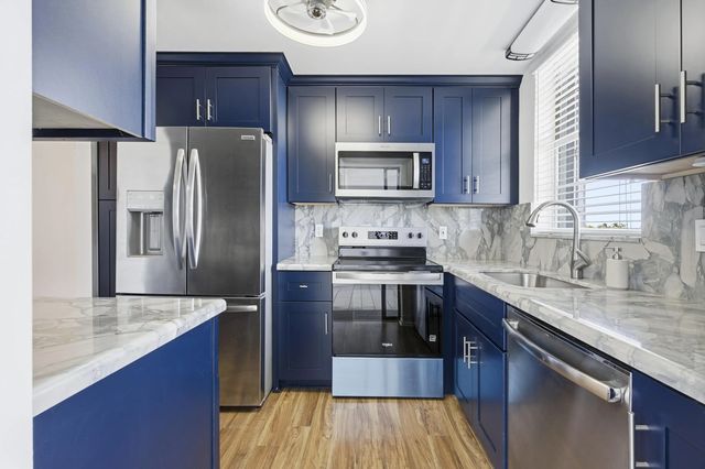 5 of 21 - 109 Paradise Harbour Blvd #415, North Palm Beach, FL