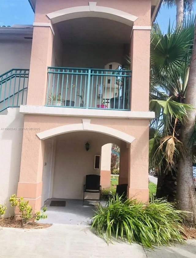 1261 Se 31st Court #101-53, Homestead