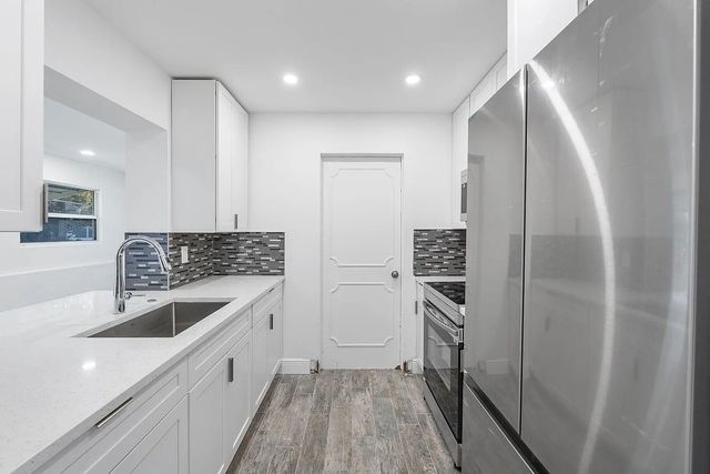 2 of 9 - 370 S Golf Boulevard, Pompano Beach, FL