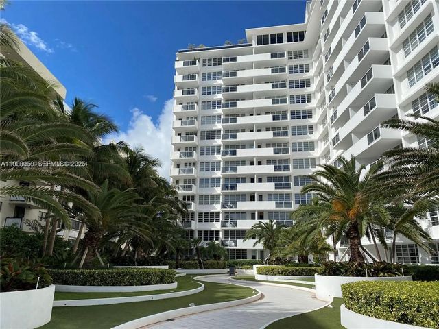 2 of 30 - 100 Lincoln Road #607, Miami Beach, FL