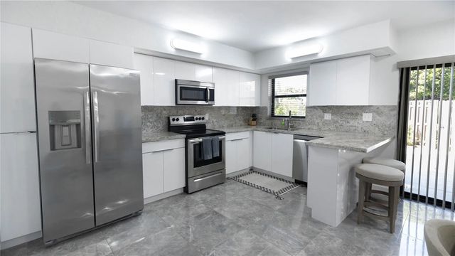 3 of 32 - 8204 Sw 23rd Street #d, North Lauderdale, FL