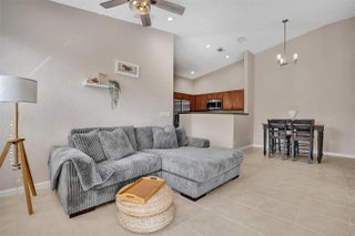 Photo of Listing #F10532891