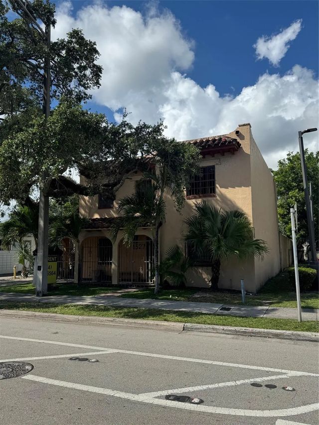 3 of 16 - 1527 Ne 4th Avenue, Fort Lauderdale, FL