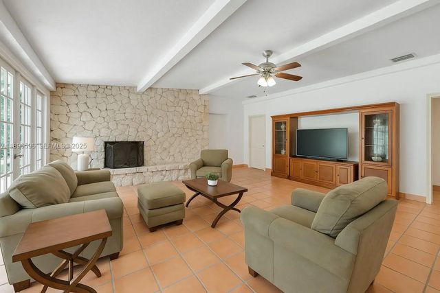 4 of 26 - 15000 Old Cutler Road, Palmetto Bay, FL